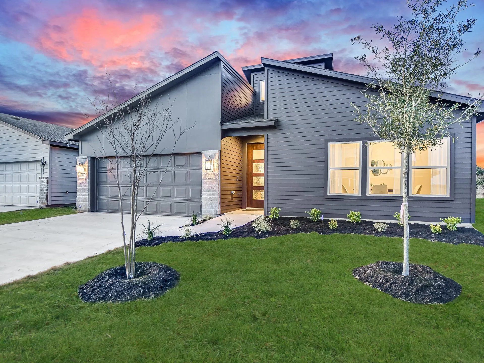 16412 Enamorado Road New Austin Home